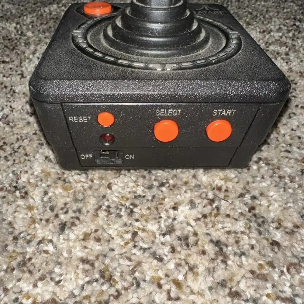 Atari 10-in-1 TV Games (TV game systems,2002)